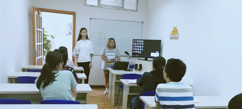 泰語周末班（劉嵐老師）