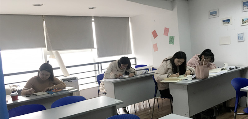 意大利語出國(guó)班（胡珍珍老師）