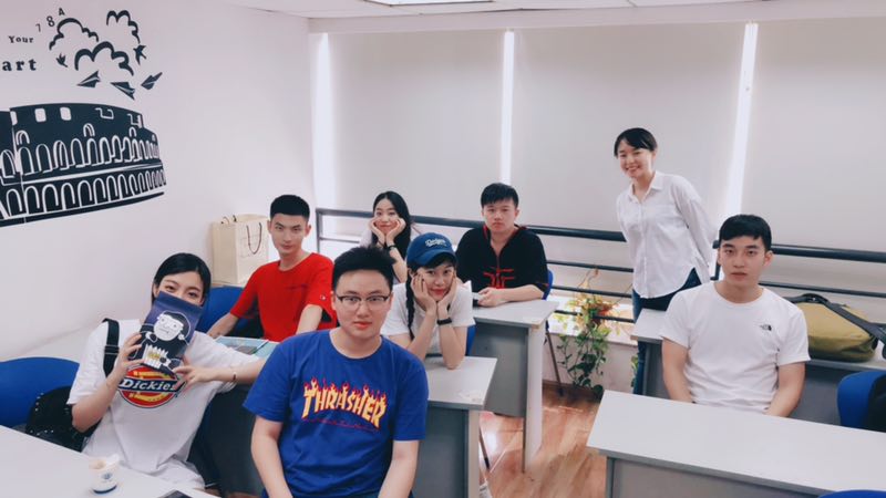 德語(yǔ)出國(guó)班（劉秦冉）